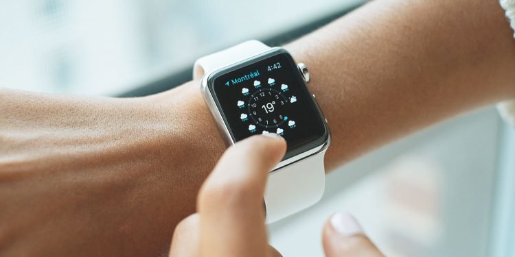 Apple Watch connect with iPhone 7